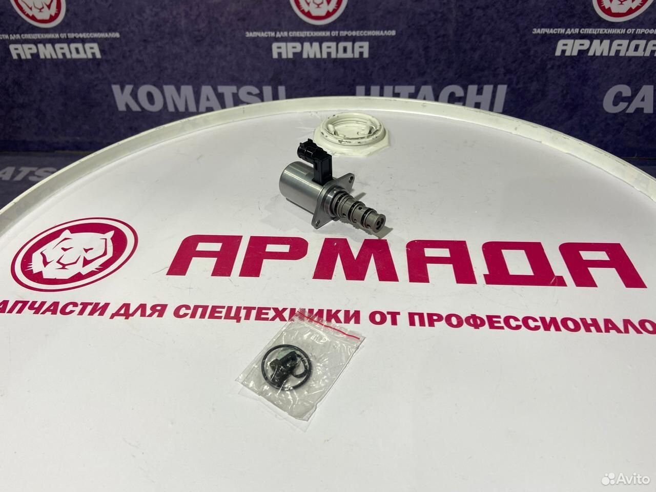 Электромагнитный клапан (соленоид) регулятора насоса Hitachi ZX200-5g 9314145