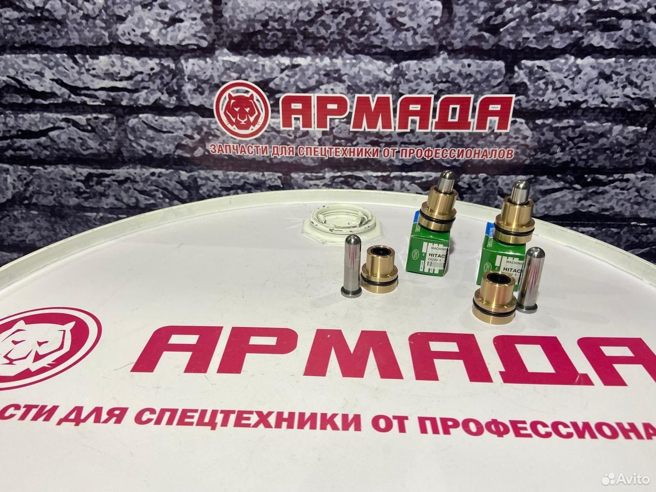 Толкатель уплотнитель джойстика EX200-5 9107447