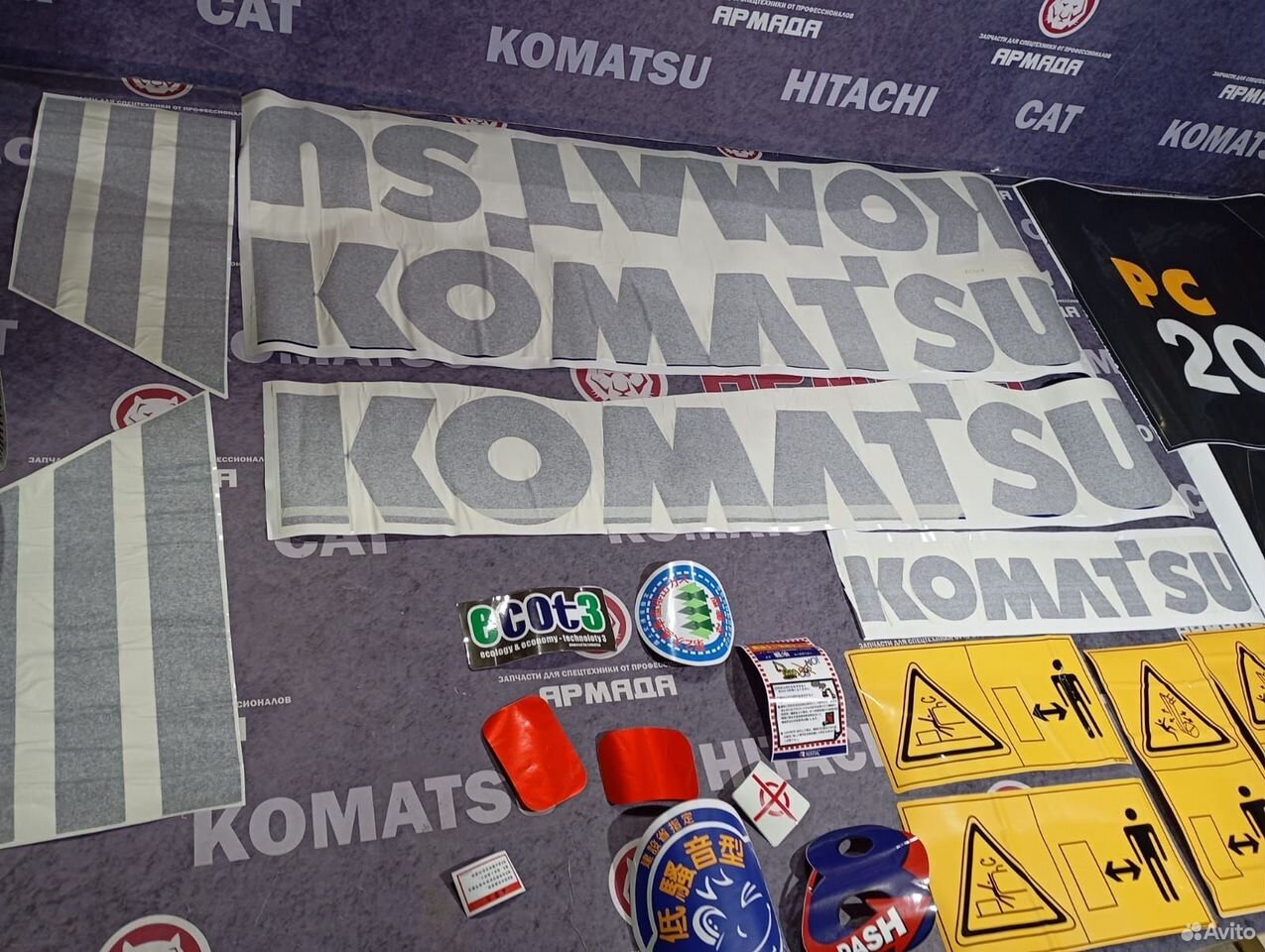 Набор наклеек для экскаватора komatsu pc200-8