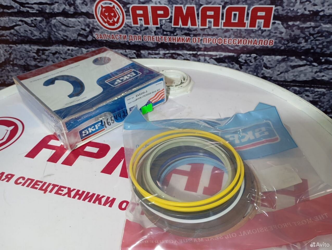 Ремкомплект гидроцилиндра стрелы 4654421 ZX200-3 ZX200 ZX200-5g