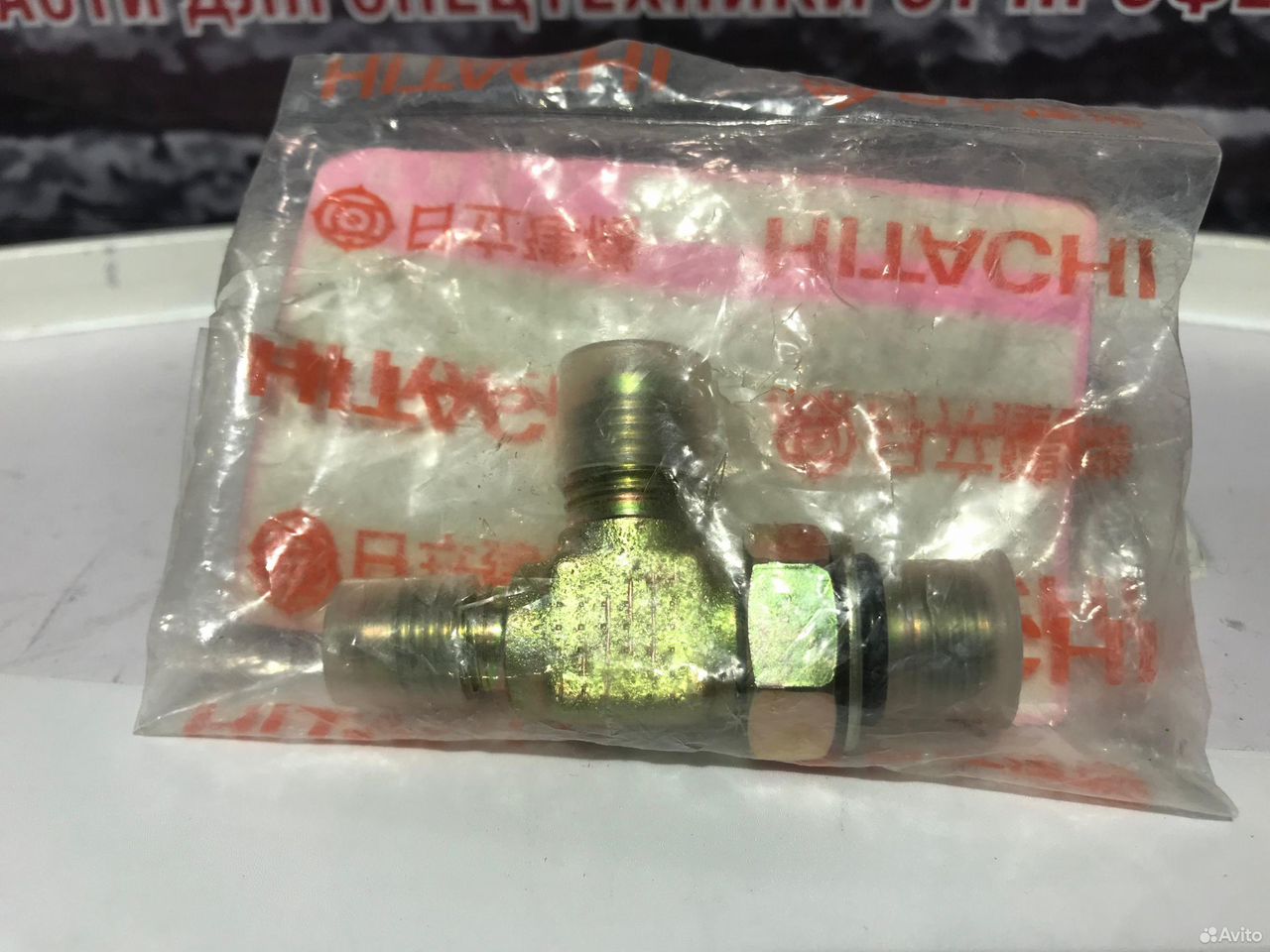 Тройник на насос Hitachi 4203485