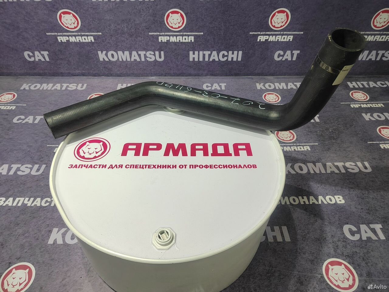 Патрубок радиатора верхний 207-03-61170 PC300-6