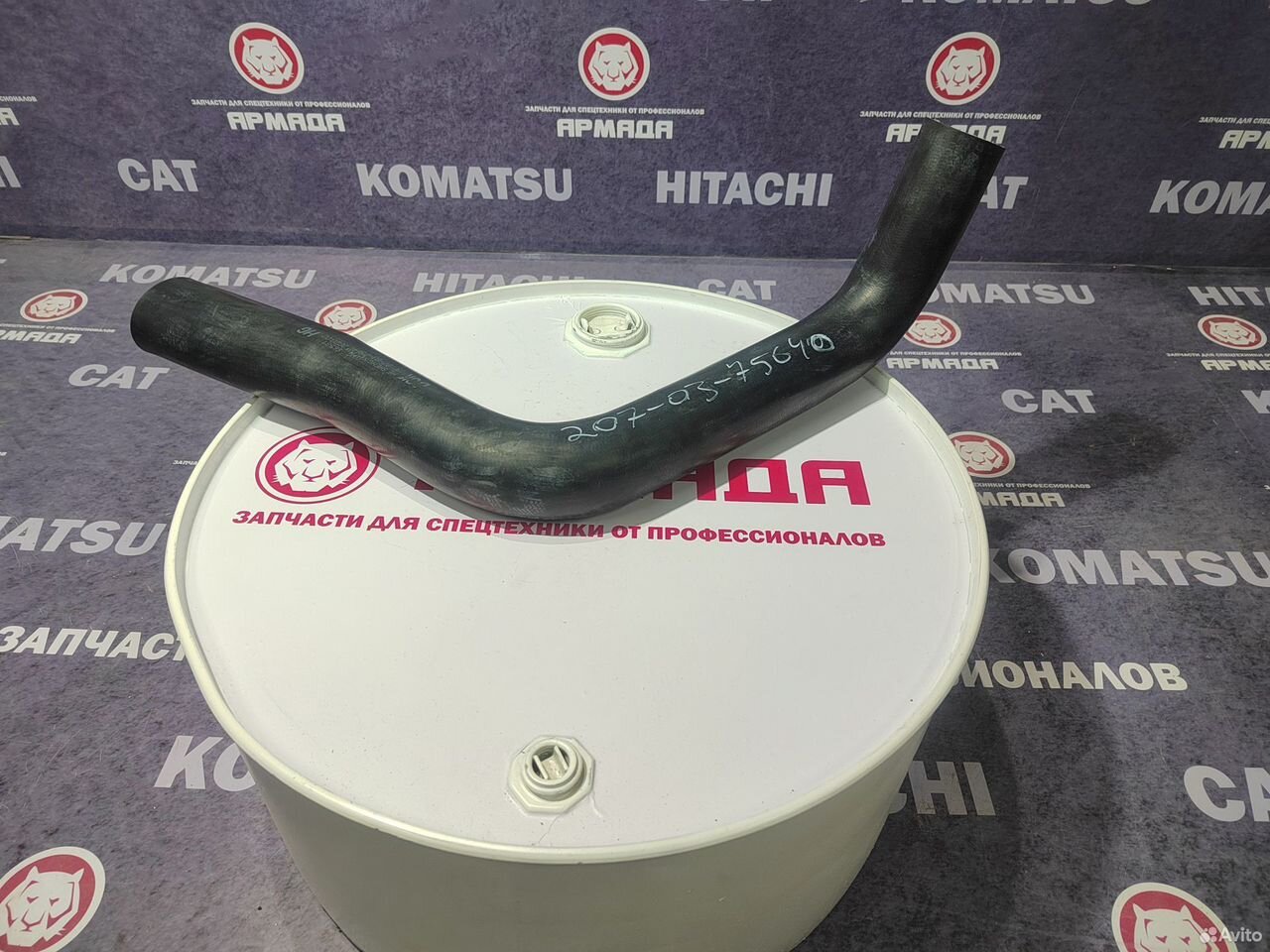 Патрубок радиатора верхний 207-03-75640 PC300-8
