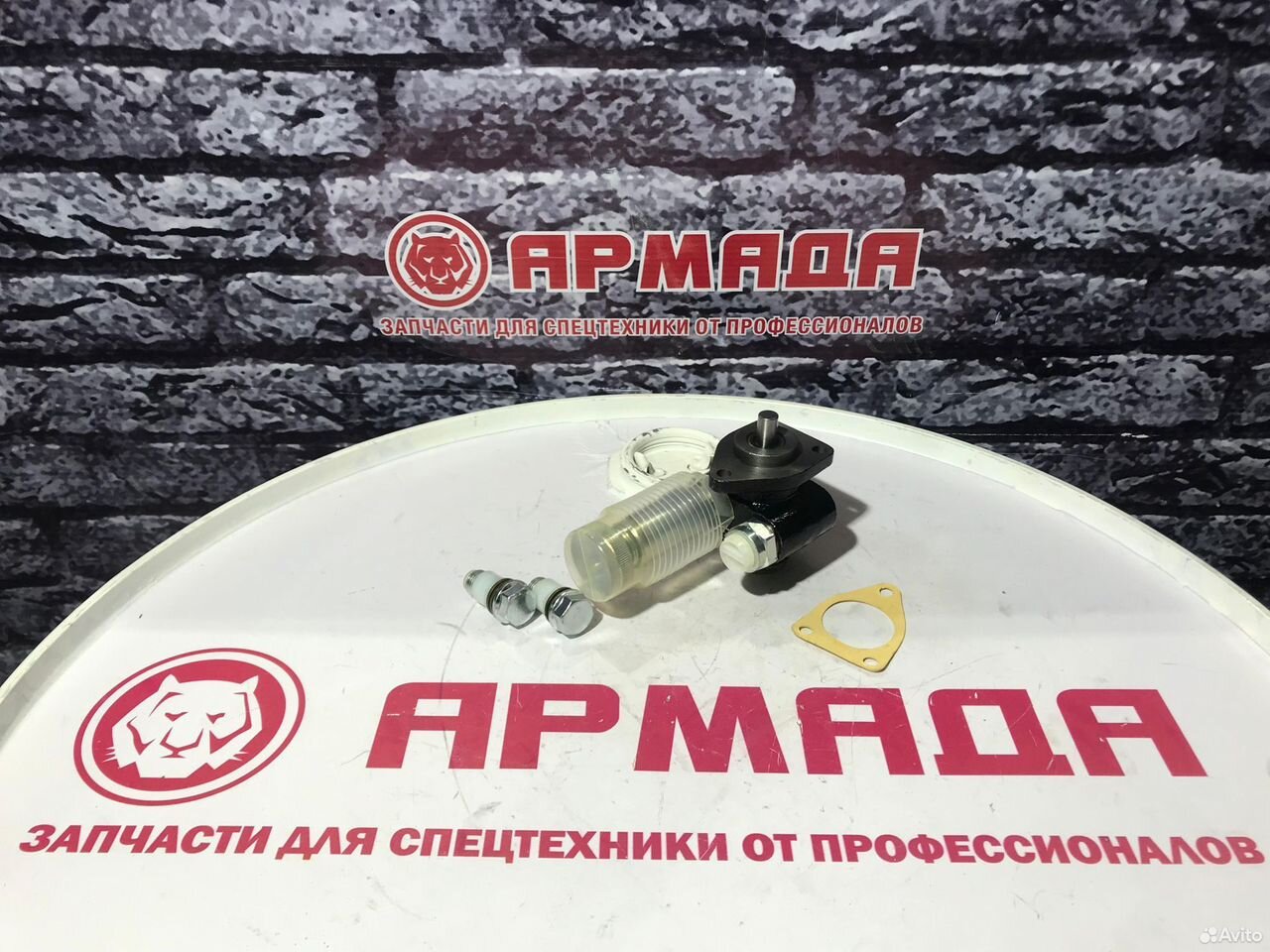 Подкачка 6bg1 hitachi 1157502040 шток