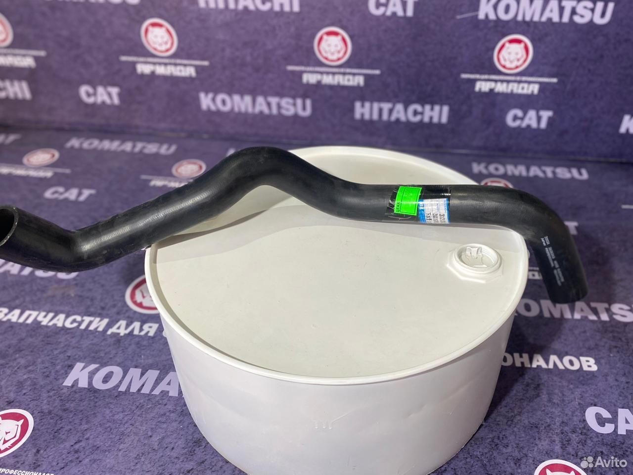 Патрубок радиатора нижний 3121313 Hitachi ZX200-5G