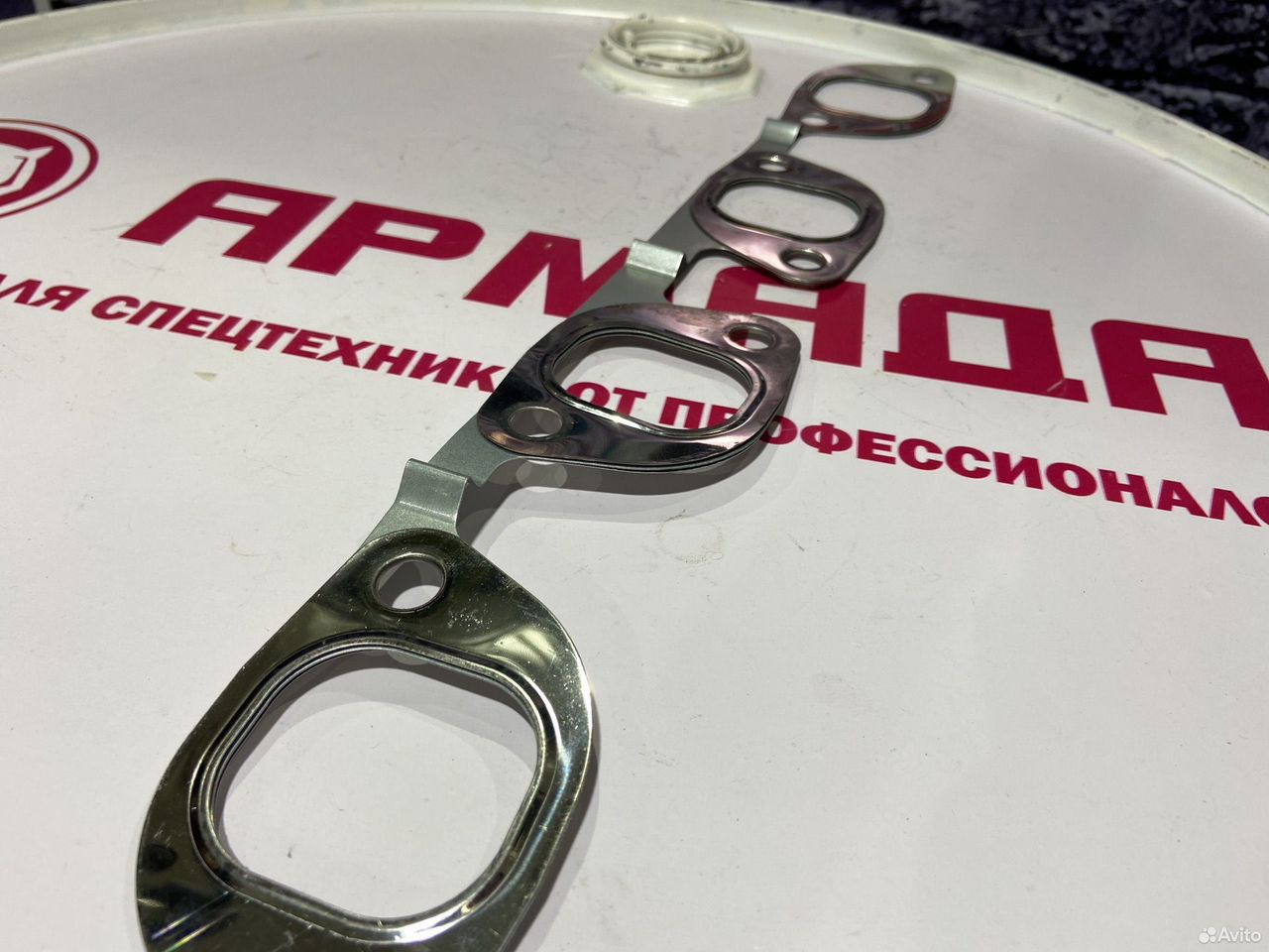 Прокладка выпускного коллектора 4HK1 8971464992