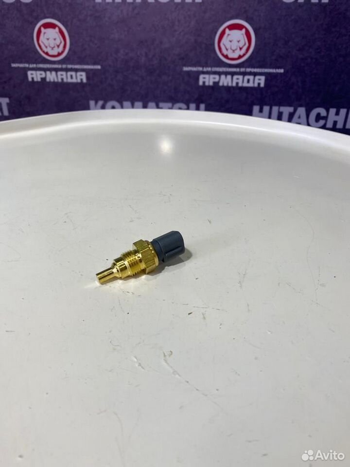 Датчик температуры 8981566480 / 8973639360 hitachi