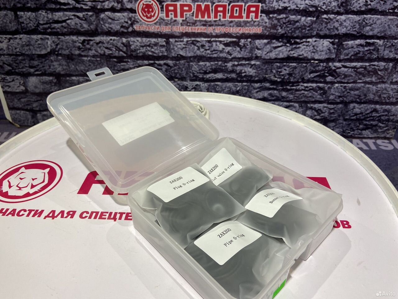 Ремкомплект распределителя Hitachi ZX200 NOK