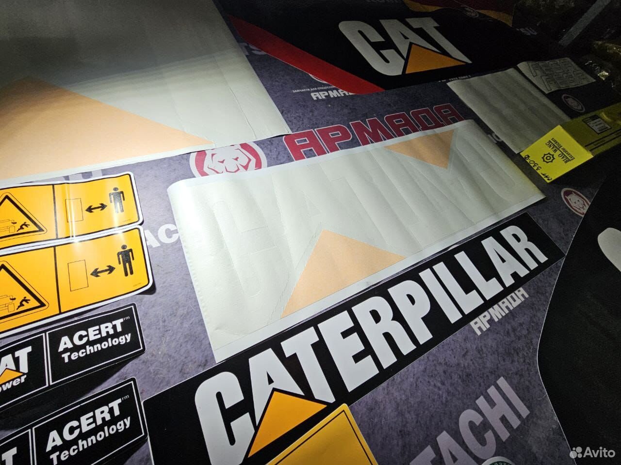 Набор наклеек для экскаватора caterpillar 330D