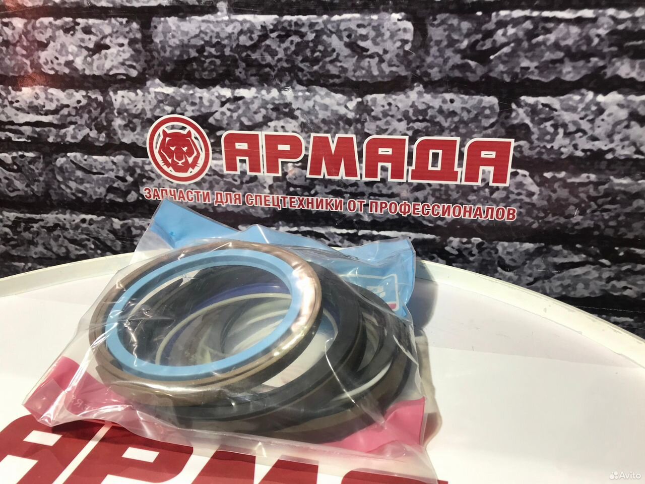 Ремкомплект гидроцилиндра рукояти hitachi 9207059 zx230   SKF