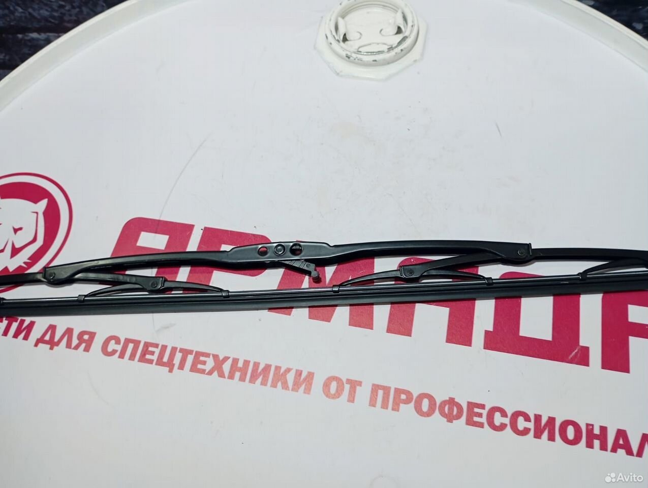 Щетка дворника 4453686 первая серия Hitachi