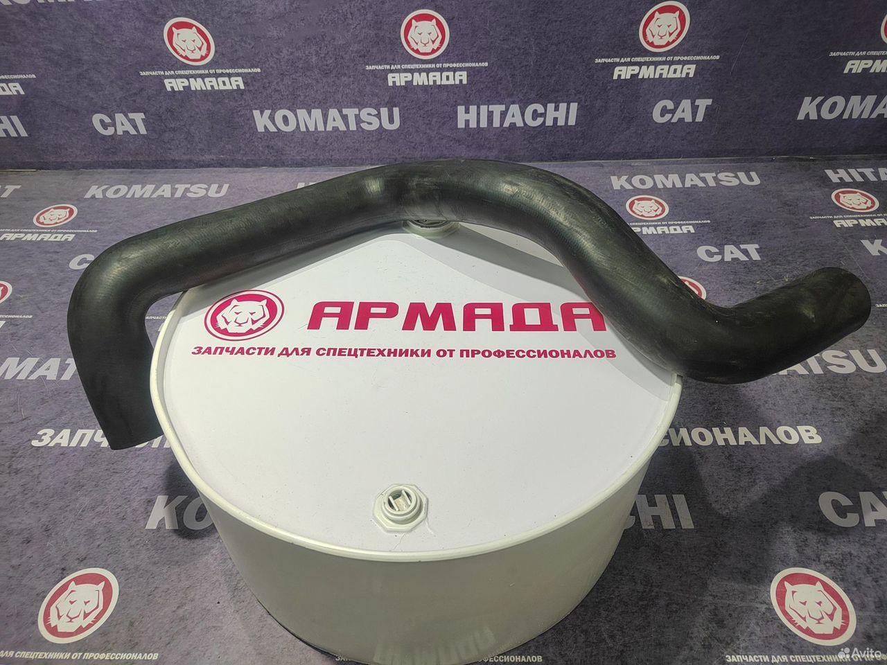 Патрубок радиатора нижний 207-03-71232 PC300-7