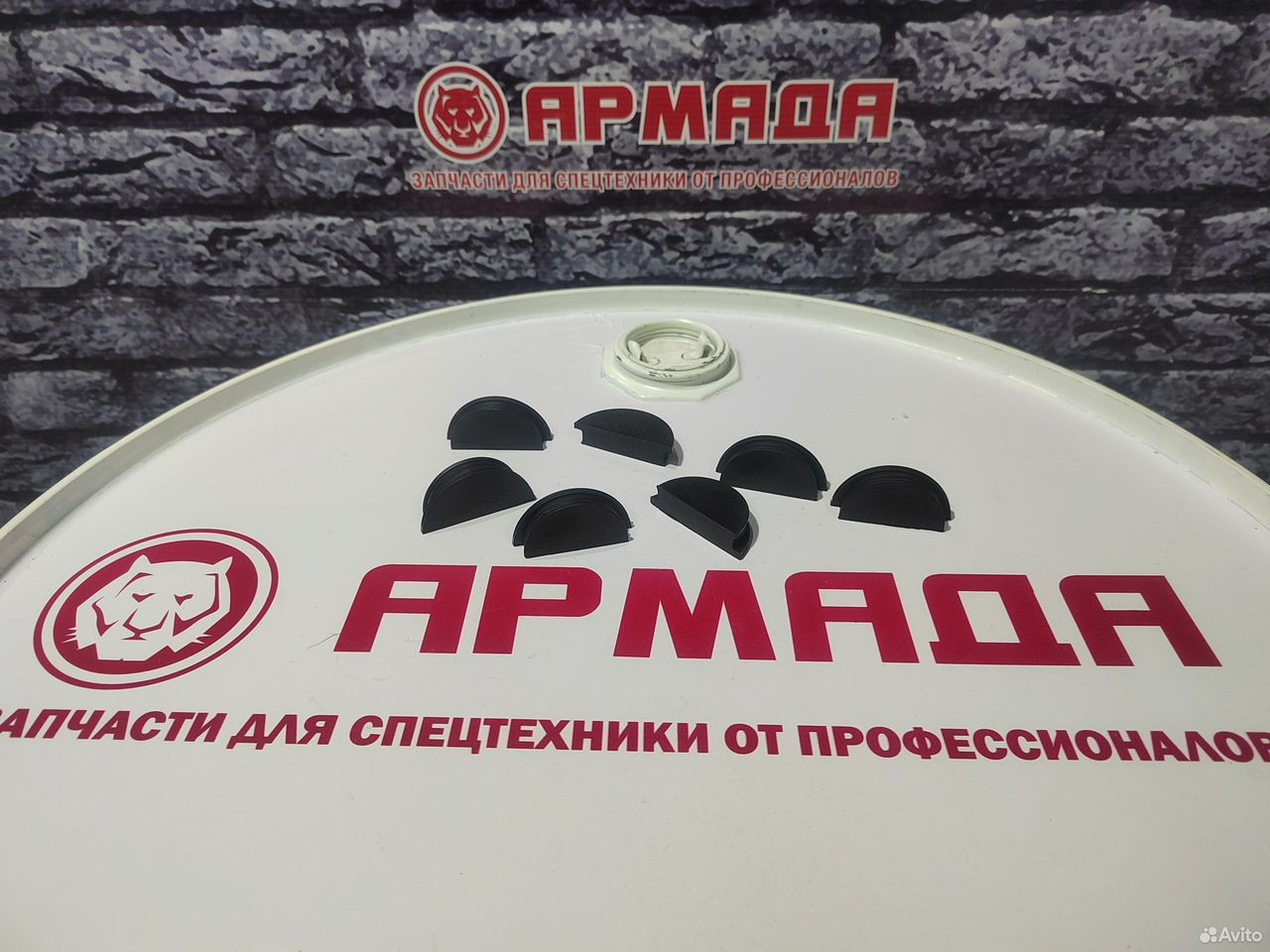 Заглушка полумесяц гбц 4hk1 8981638130