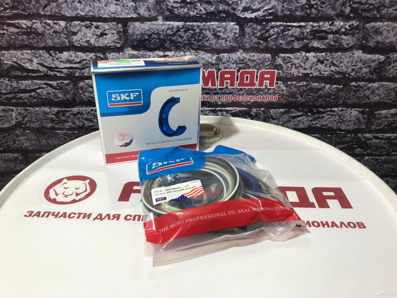 Ремкомплект гидроцилиндра рукояти hitachi 9207059 zx230   SKF
