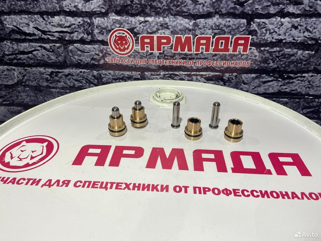 Толкатель уплотнитель джойстика EX200-5 9107447