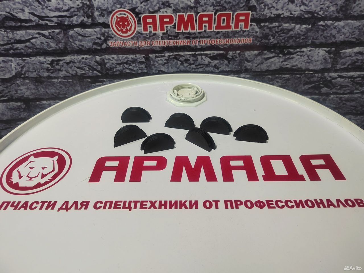 Заглушка полумесяц гбц 4hk1 8981638130