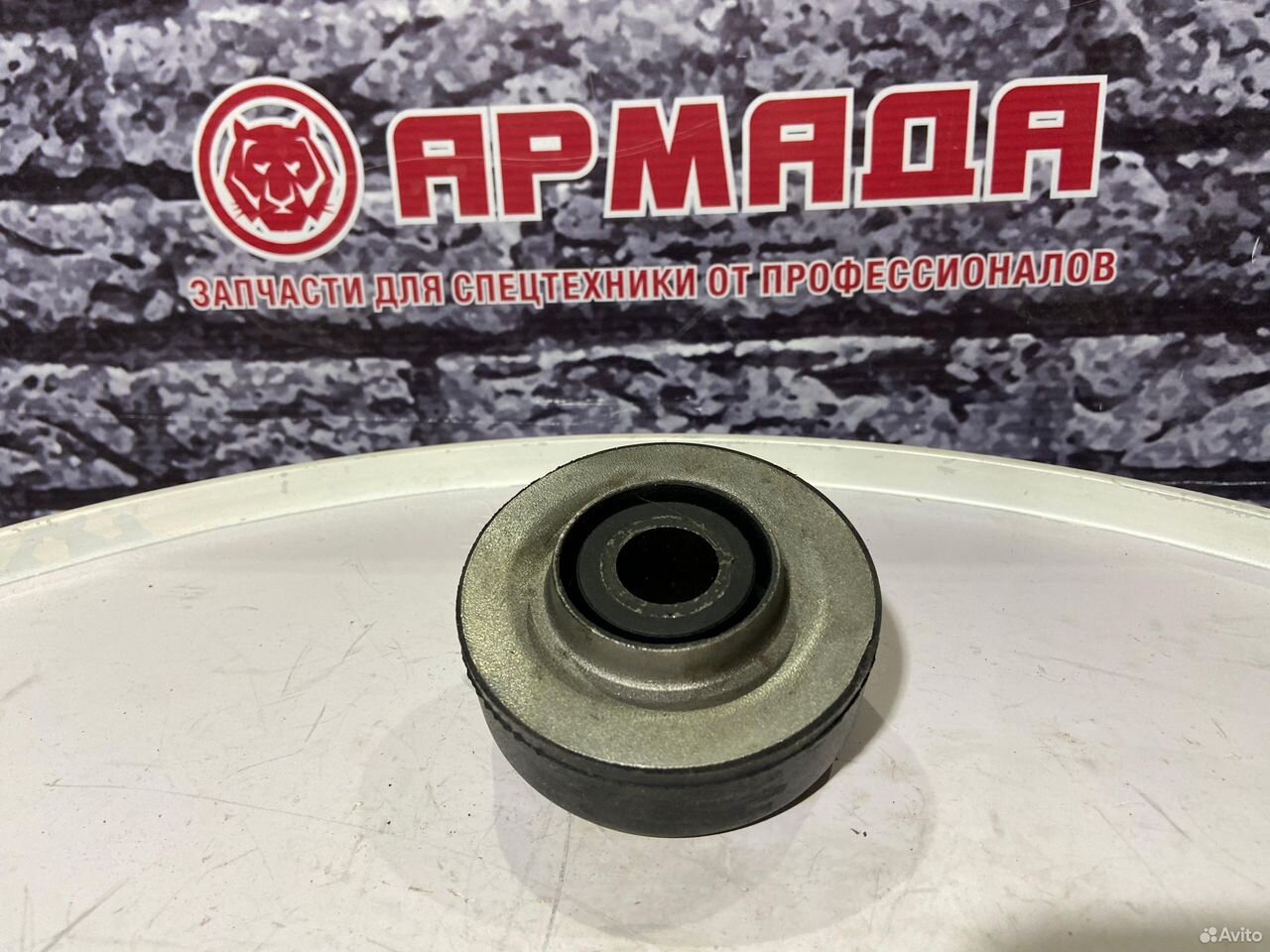 Подушки двигателя 4256314 isuzu 6HK1 ZX330 - 1шт