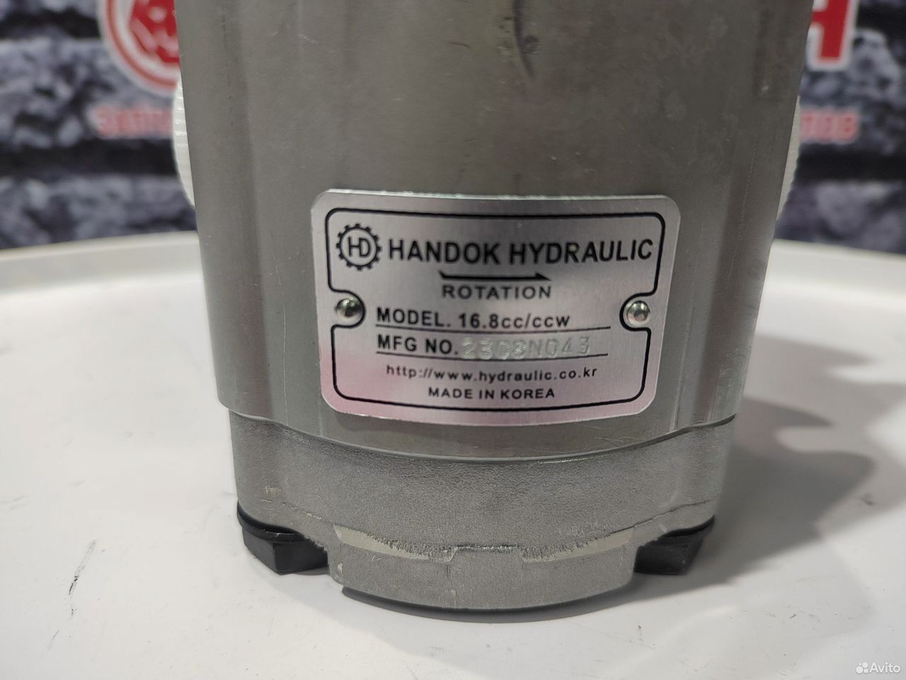 Пилотный насос нш 4276918 Hitachi HPV102 HPV118 Handok