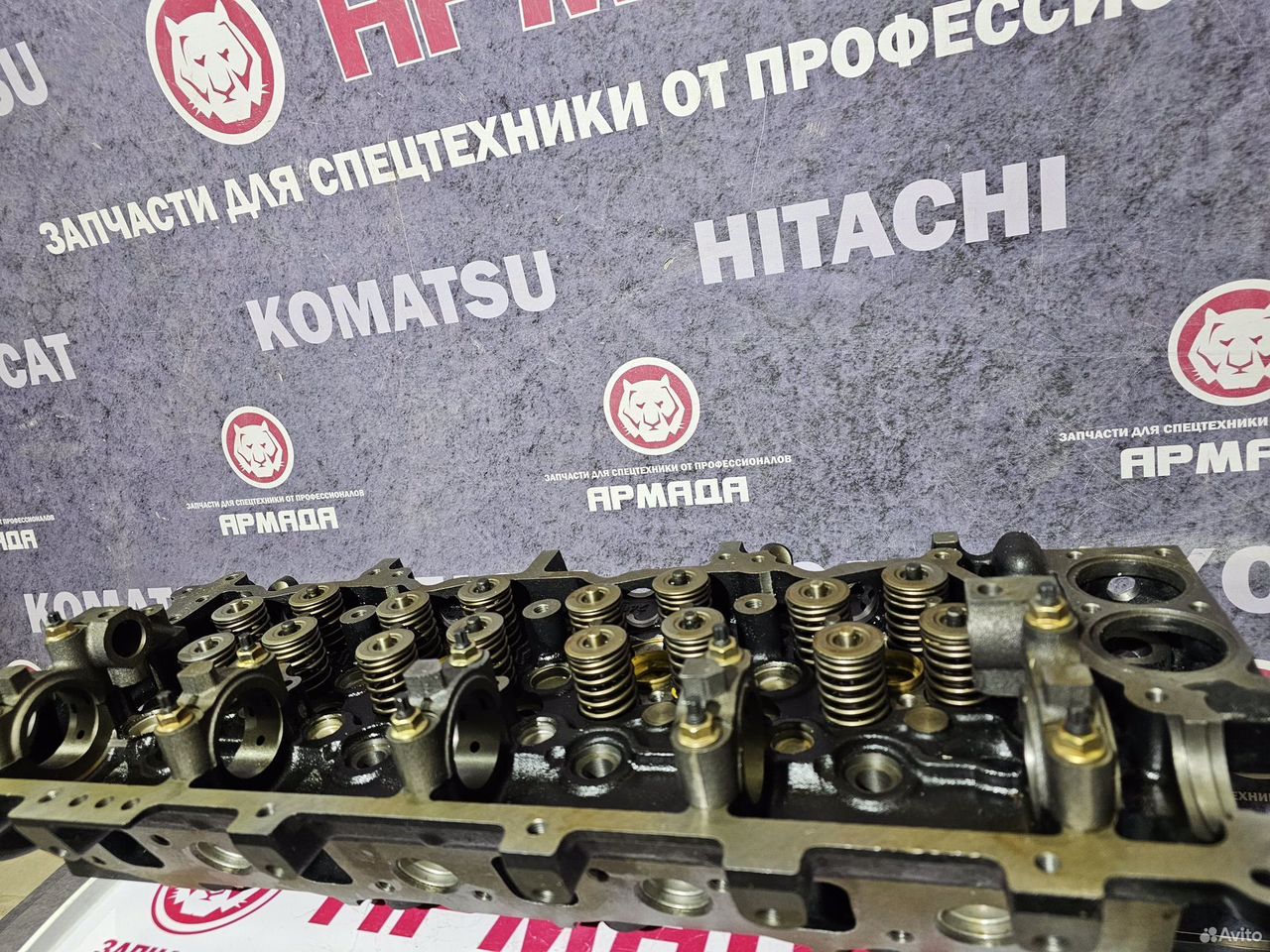 Головка блока цилиндров в сборе (с клапанами) 4hk1 8981706170