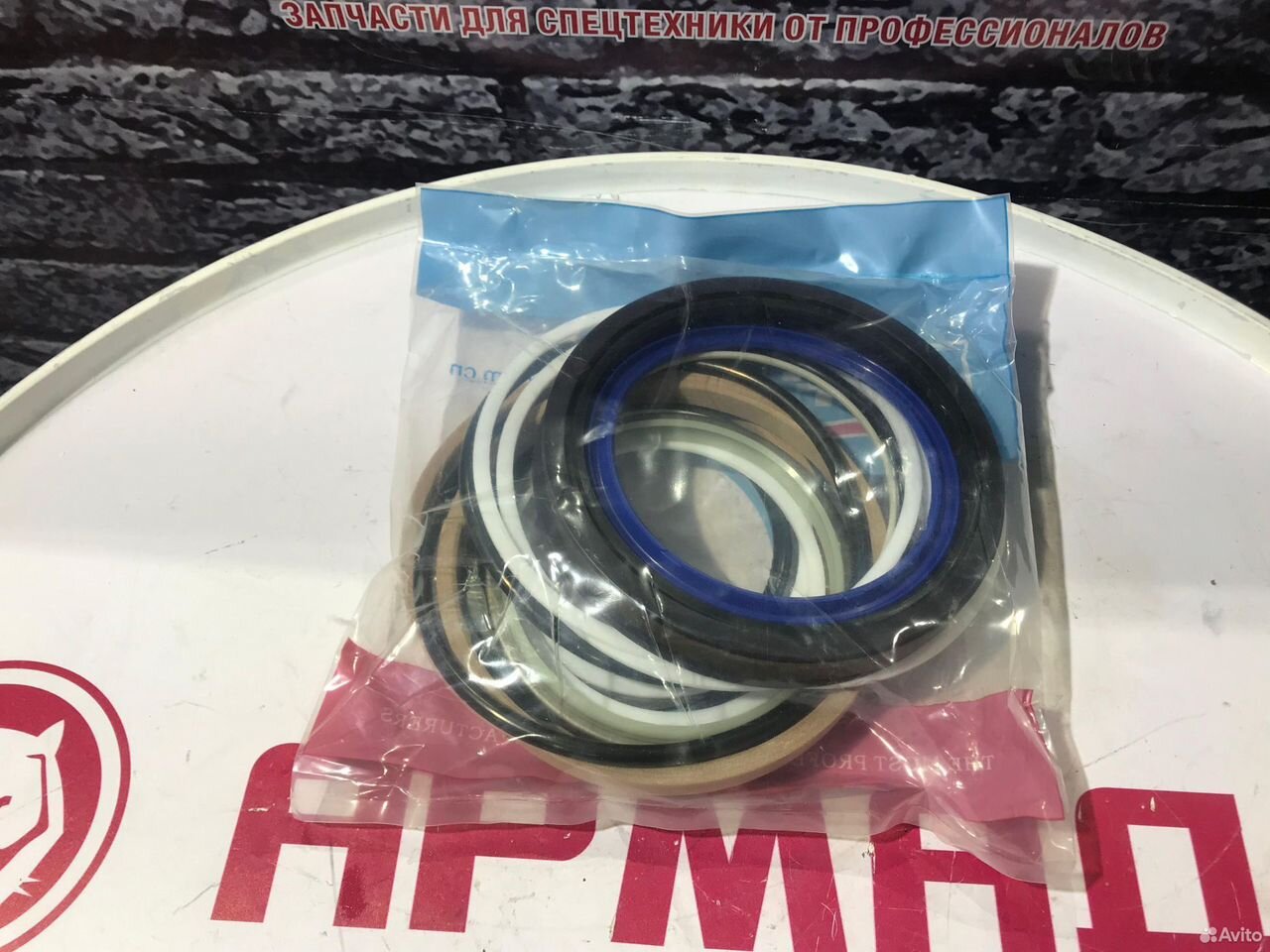 Ремкомплект гидроцилиндра стрелы komatsu 707-99-58080 pc300-7   SKF