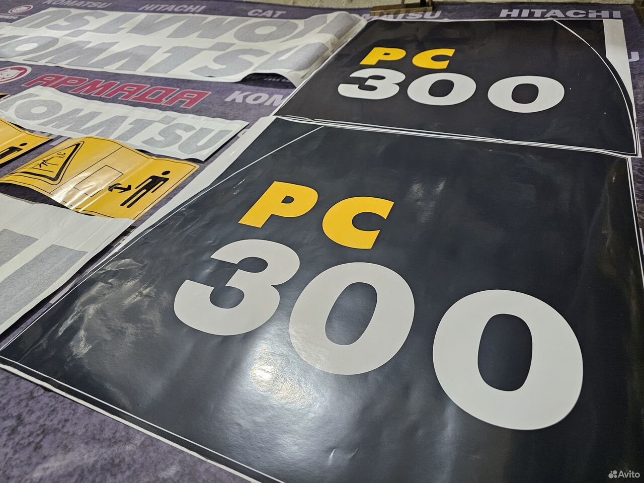Набор наклеек для экскаватора komatsu pc300-8