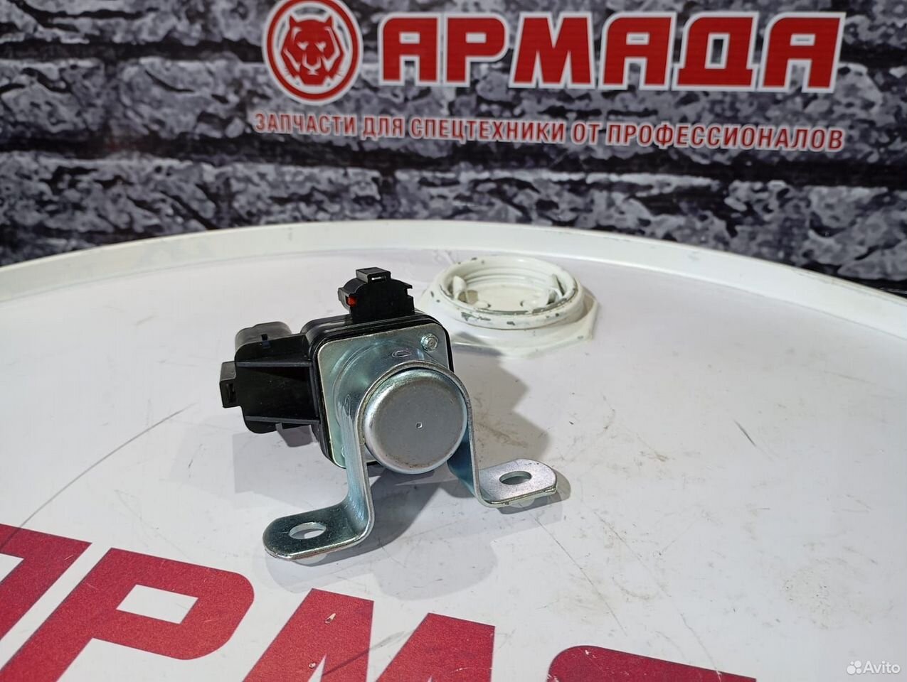 Реле стартера 8980056310/4681233 zx200-3 zx330-3 нового образца