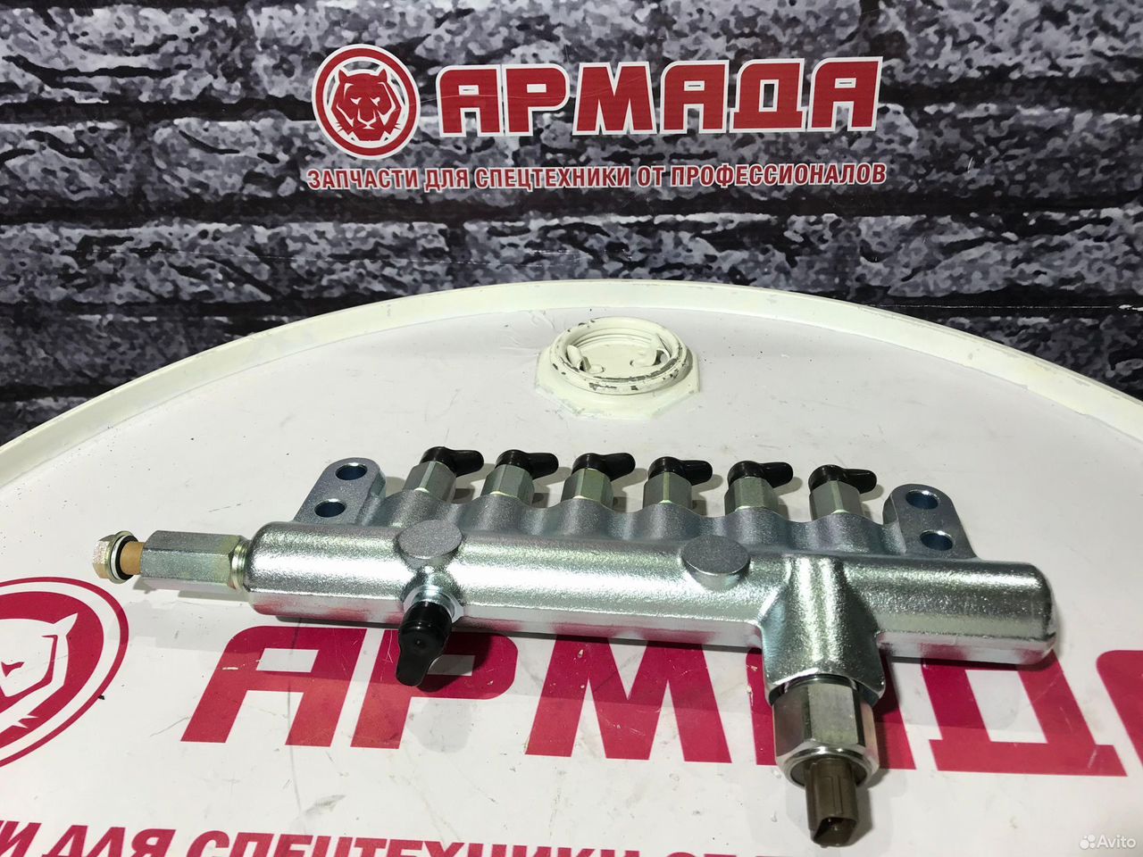 Топливная рампа 8973230190 6HK1 8981529500