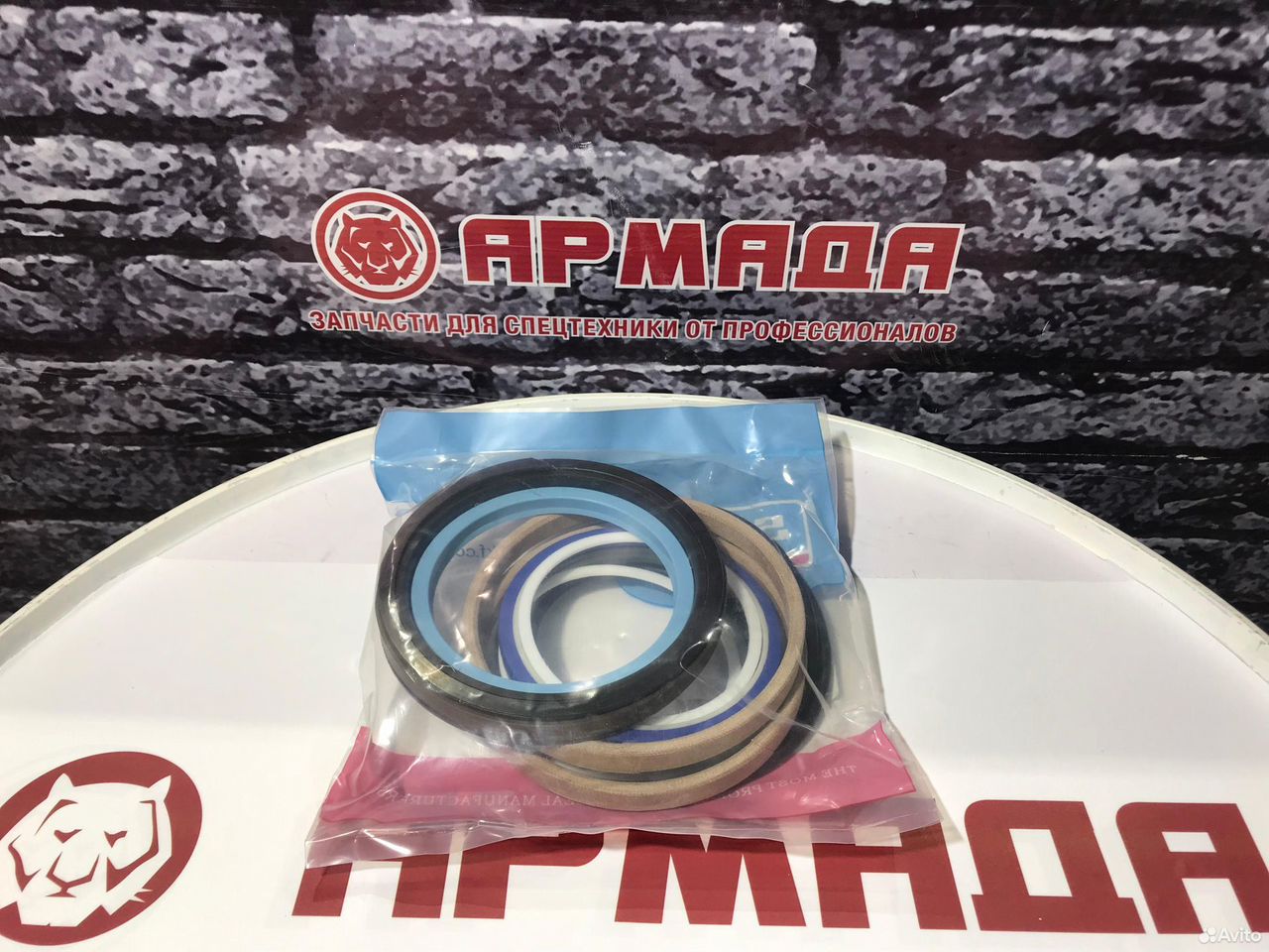 Ремкомплект гидроцилиндра ковша PC300-7 707-99-58090   SKF