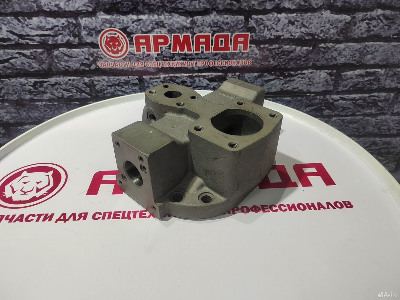 Крышка насоса задняя HPV145 1022441 ZX330