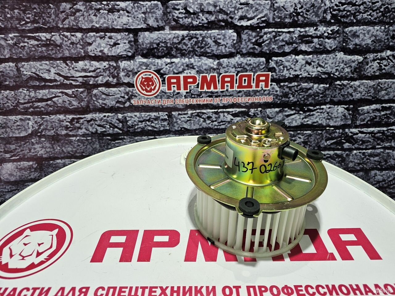 Мотор отопителя вентилятор 4370266/4658943 Hitachi zx-1 zx-3
