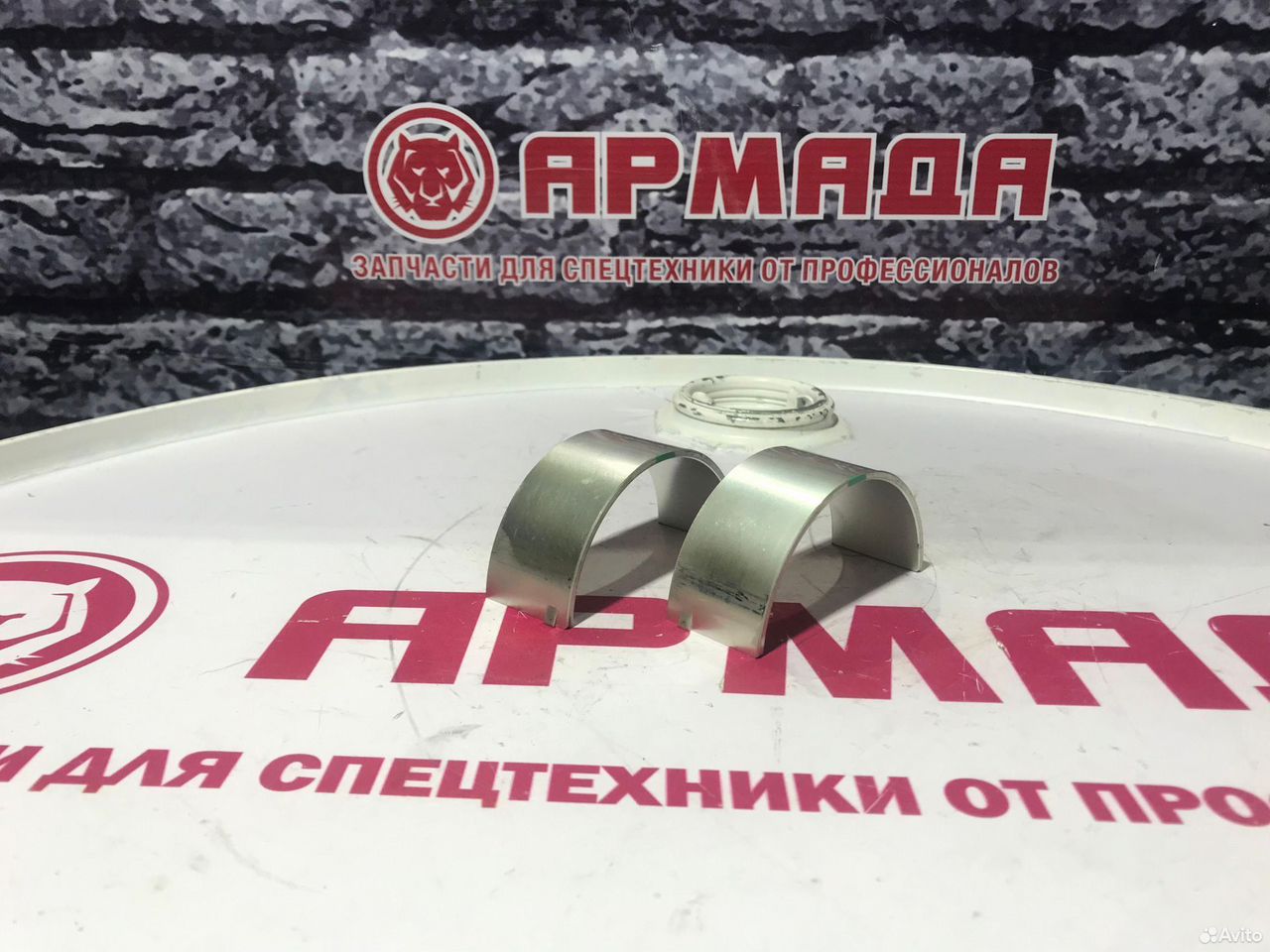 Вкладыш шатунный 4hk1std  (замок к замку) 8976163580