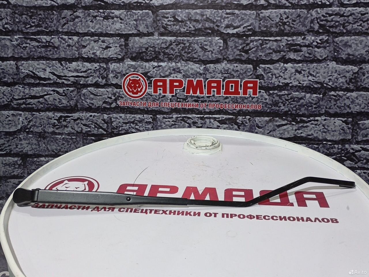Поводок дворника hitachi zx200, zx330 4453687