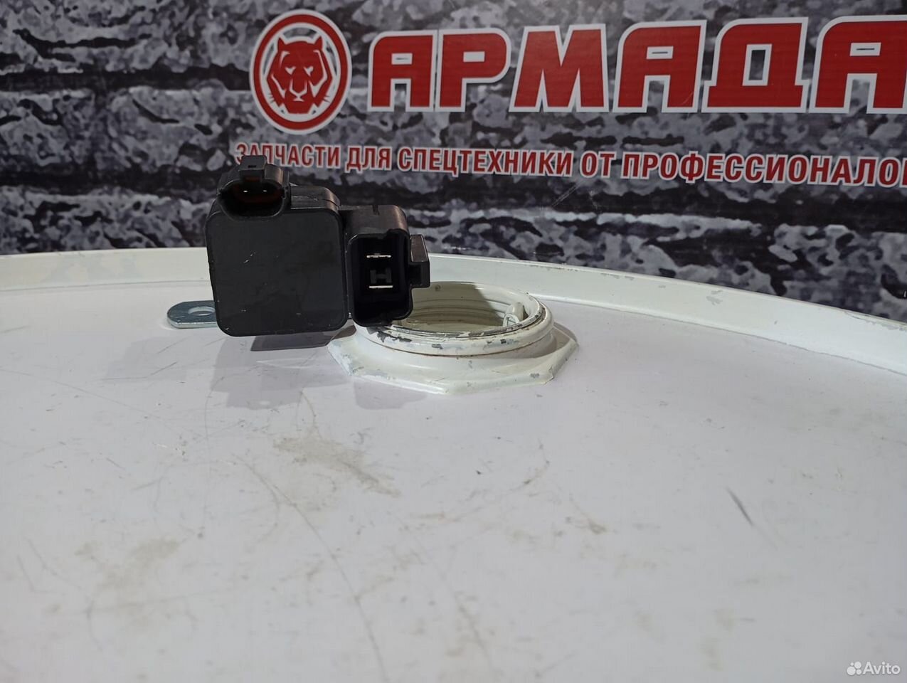 Реле стартера 8980056310/4681233 zx200-3 zx330-3 нового образца