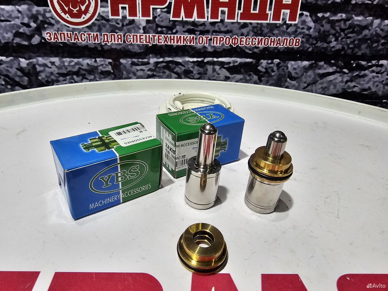 Толкатель уплотнитель джойстика 9759157+ 9246436
