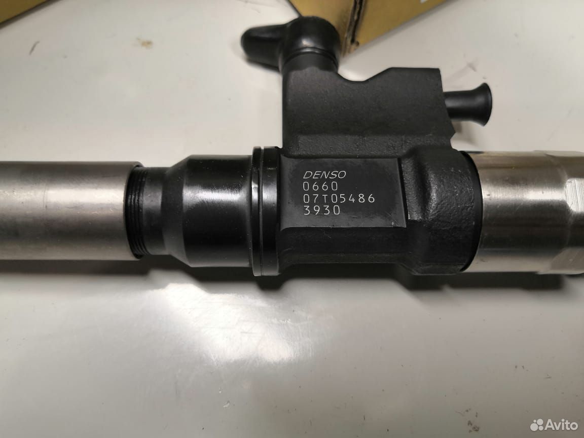 Форсунка Isuzu/Hitachi 4HK1/6HK1 8973297032 8982843930 8982806971